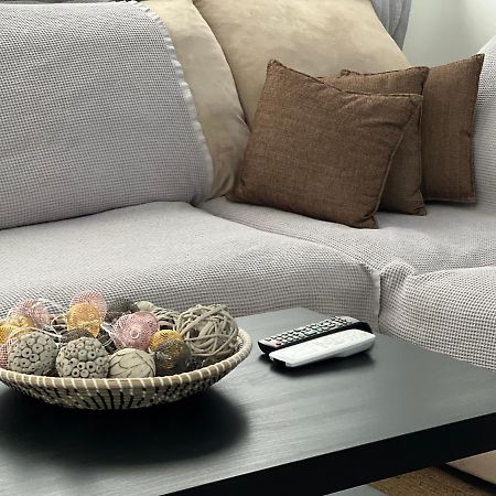 Lovely 2-Bedroom Apartment Athènes Extérieur photo
