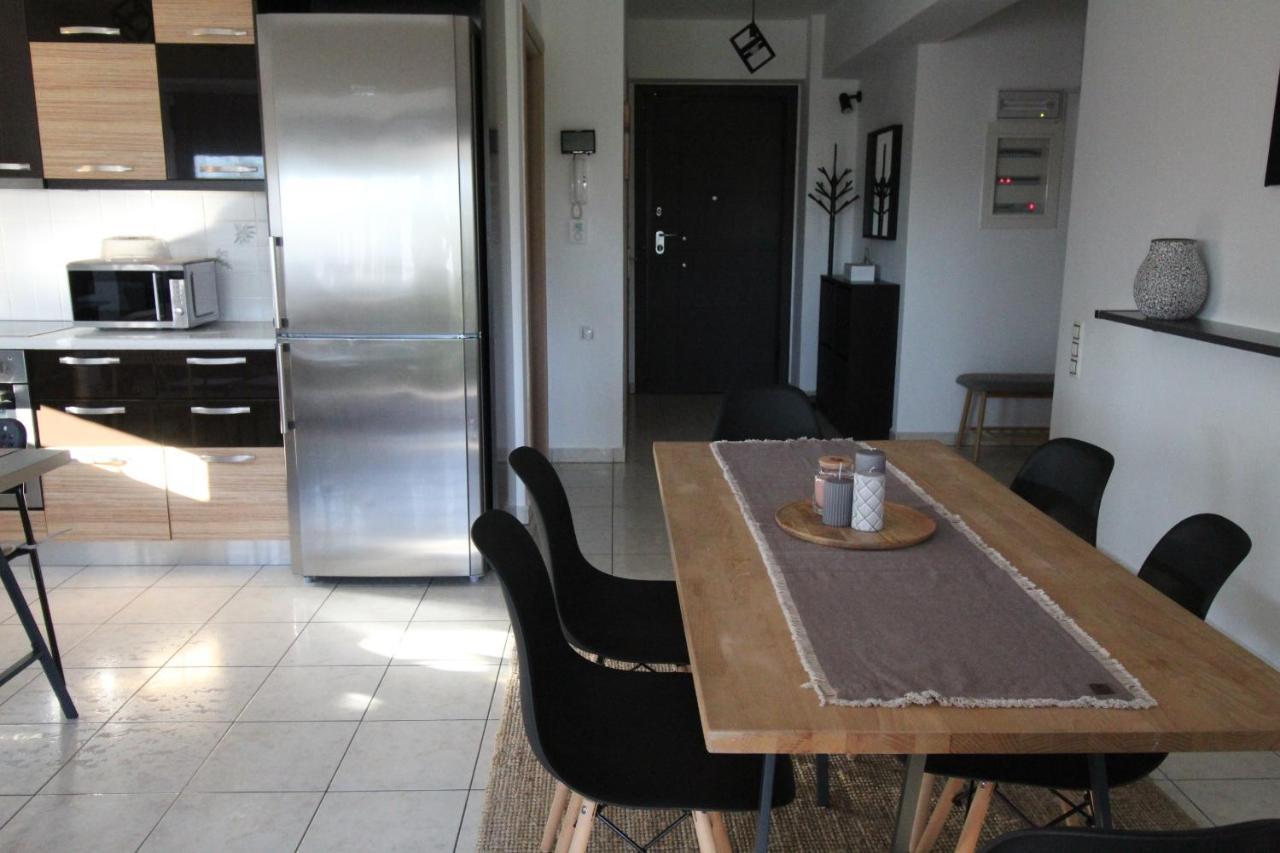 Lovely 2-Bedroom Apartment Athènes Extérieur photo