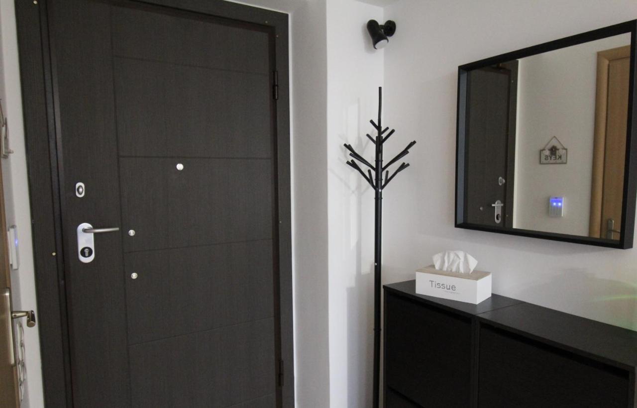 Lovely 2-Bedroom Apartment Athènes Extérieur photo